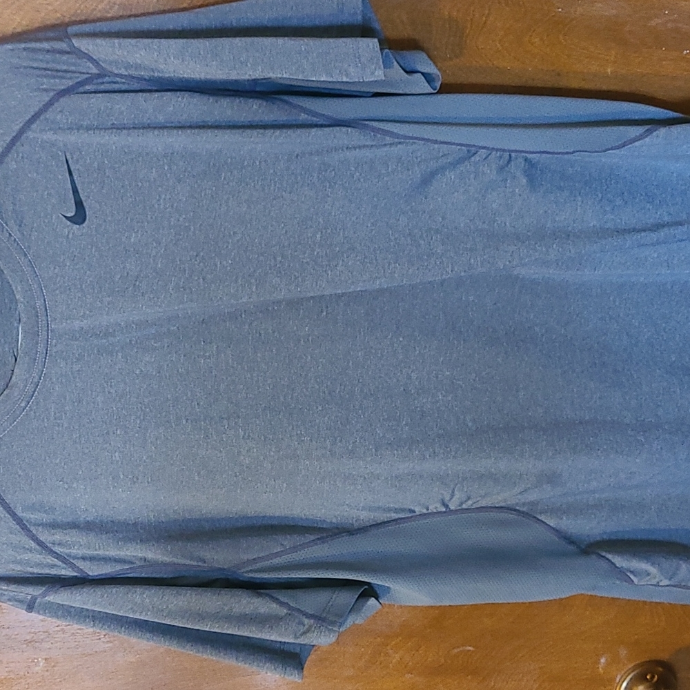 Mens Nike top - Picture 2 of 2